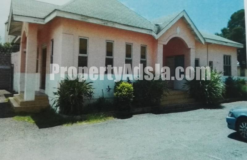 House For Sale in Kingston 5, Kingston / St. Andrew Jamaica