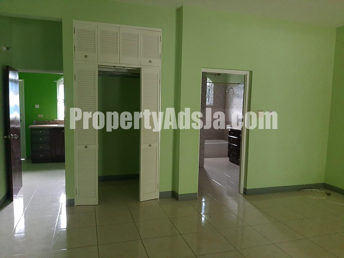 Flat For Rent in Great Pond Ocho Rios, St. Ann Jamaica