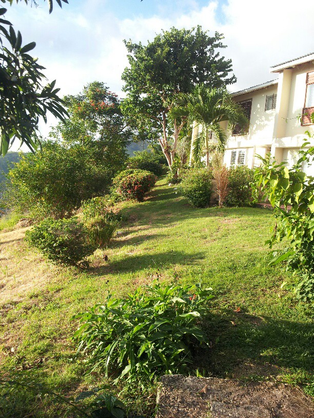 Townhouse For Sale in Rural Jacks Hill, Kingston / St. Andrew Jamaica