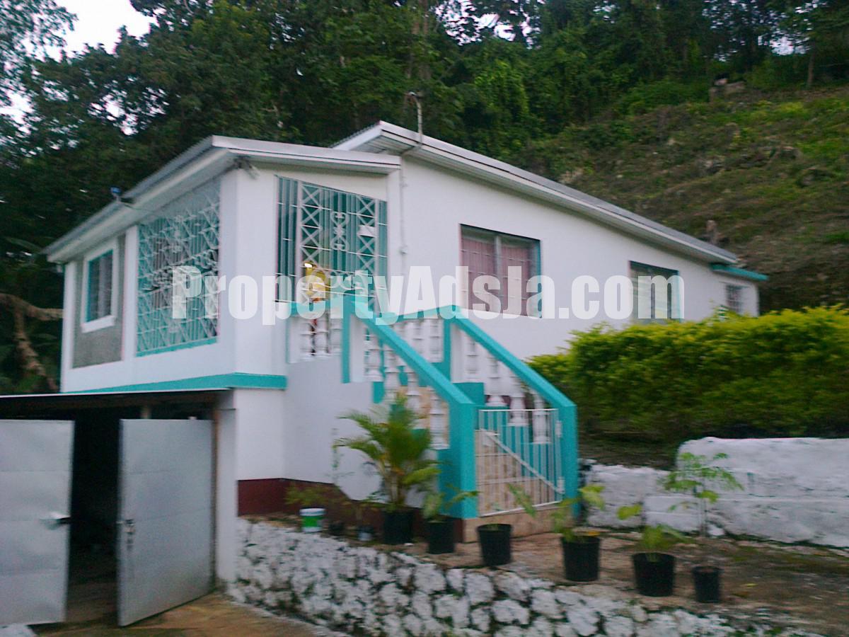 House For Sale in Browns Town PHONE NUMBER ADDED, St. Ann Jamaica