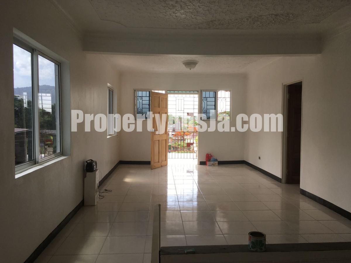 House For Rent in ROCKHAMPTON DRIVE Kingston 8, Kingston / St. Andrew