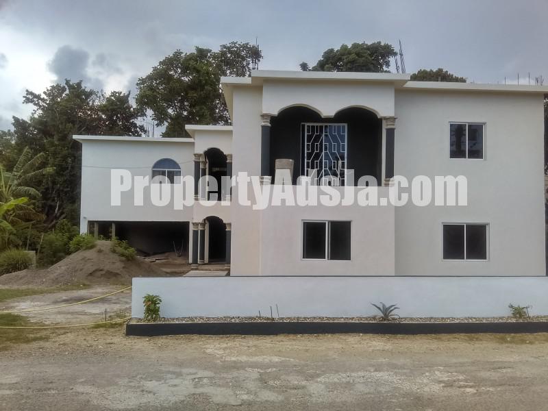 Apartment For Rent in Ocho Rios, St. Ann Jamaica