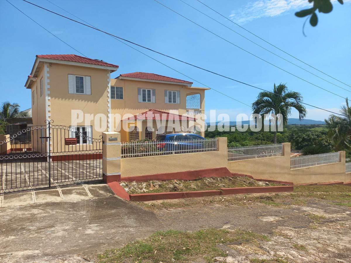 House For Sale in Greenacres, St. Catherine Jamaica