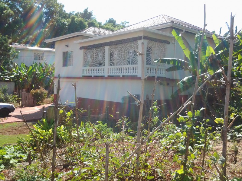 House For Sale in Mandeville, Manchester Jamaica House For Sale in Mandeville, Manchester Jamaica