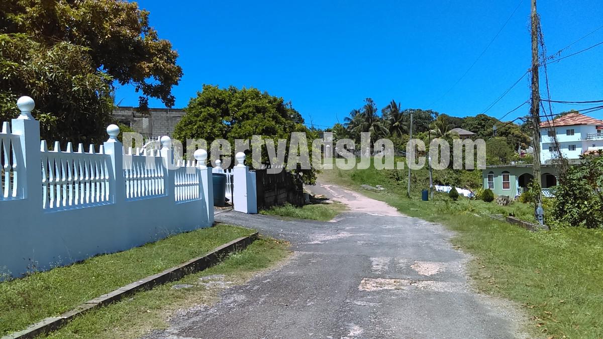House For Sale in Exchange on Border of St Mary and St Ann, St. Ann