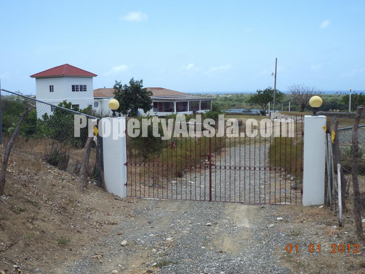 House For Sale in Albion, St. Thomas Jamaica