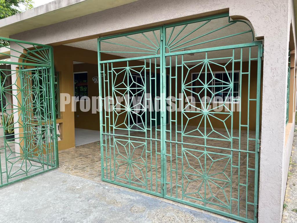House For Rent in Eltham Acres, St. Catherine Jamaica