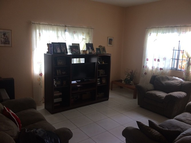 House For Rent in Christiana, Manchester Jamaica