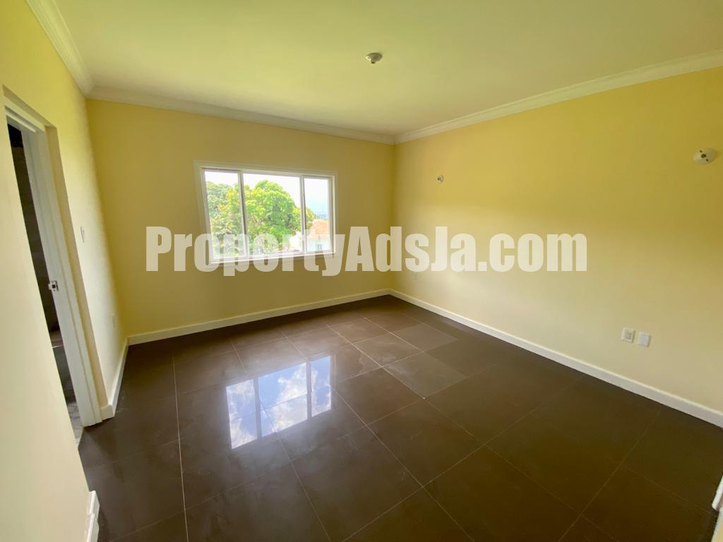 Apartment For Sale in Patrick Heights Red Hills St Andrew, Kingston