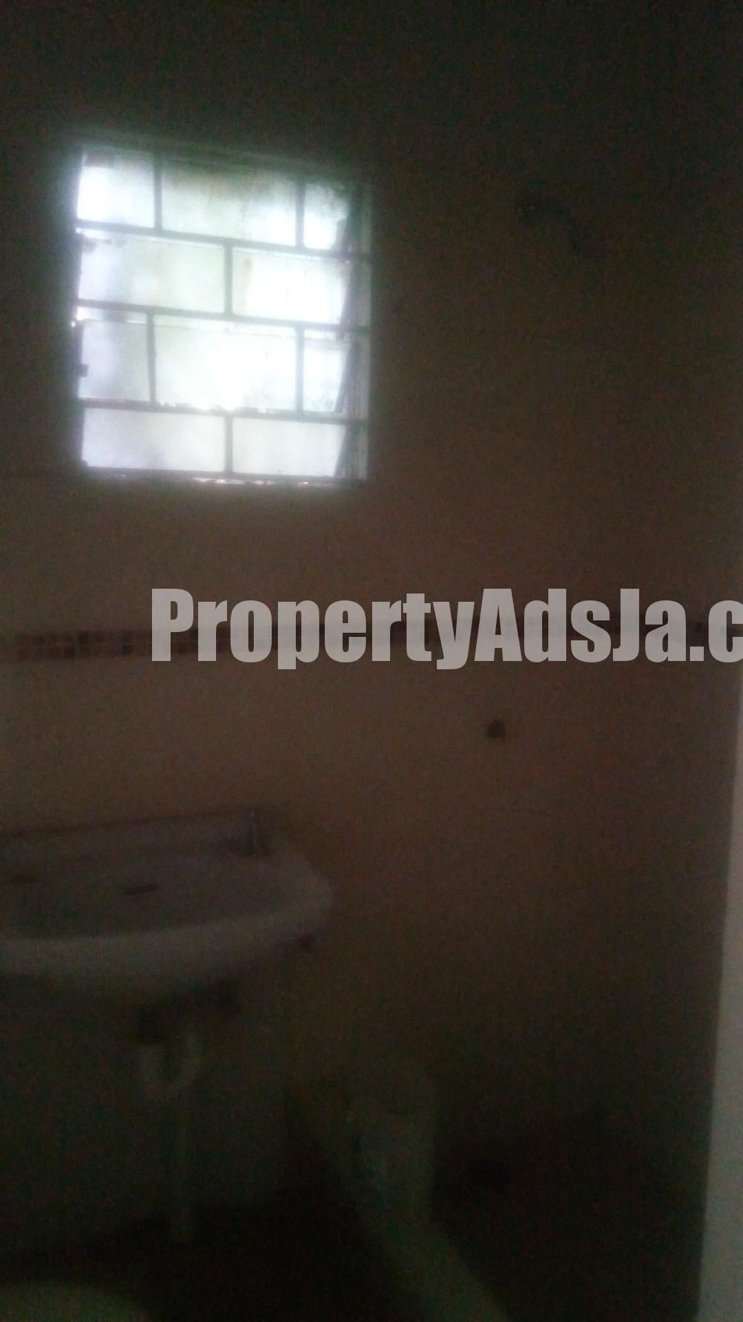 House For Rent in Pembroke Hall, Kingston / St. Andrew Jamaica