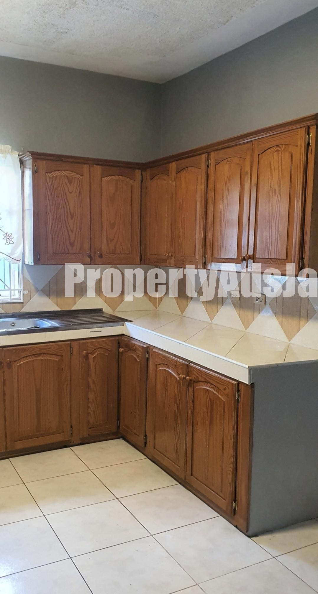 House For Rent in Mineral Heights, Clarendon Jamaica