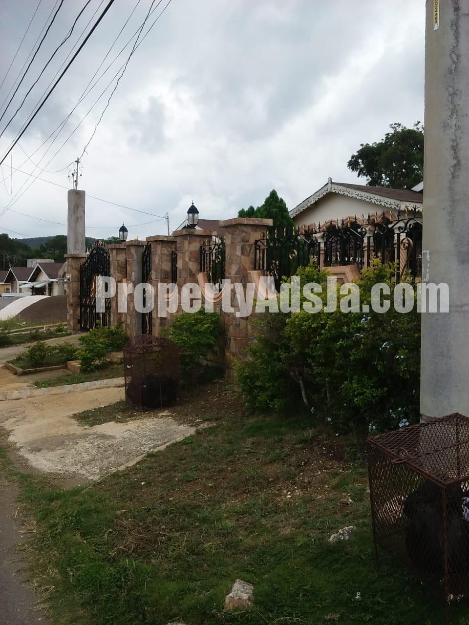 House For Sale in montego bay, Trelawny Jamaica