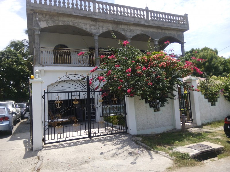 House For Sale in Braeton Portmore, St. Catherine Jamaica