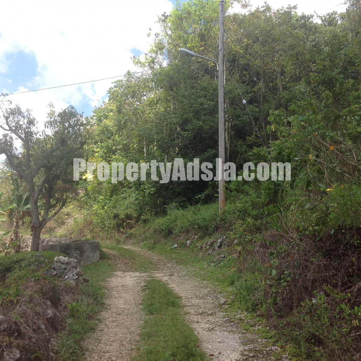 Residential lot For Sale in Mile Gully, Manchester Jamaica
