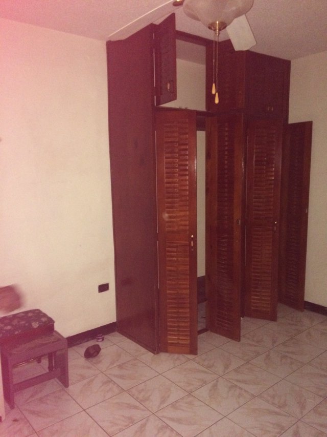 House For Sale in MONA KGN 6, Kingston / St. Andrew Jamaica