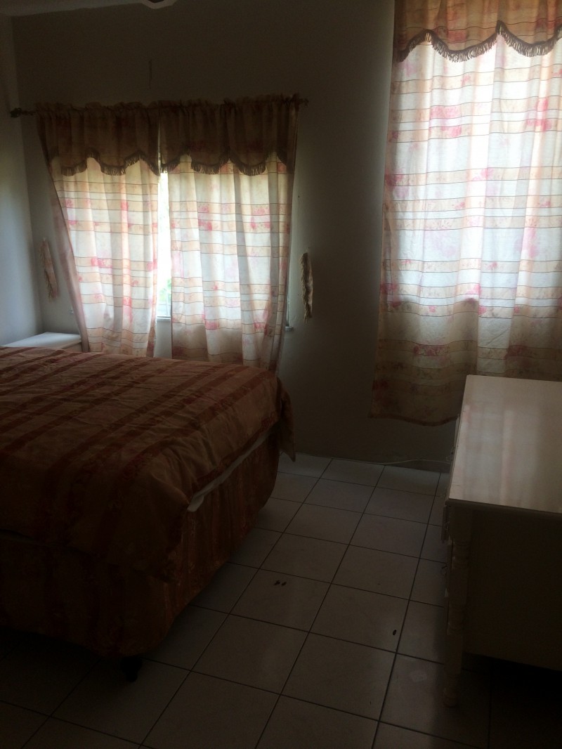 Apartment For Sale in CLOSE TO NEW KINGSTON DEVON HOUSE, Kingston / St