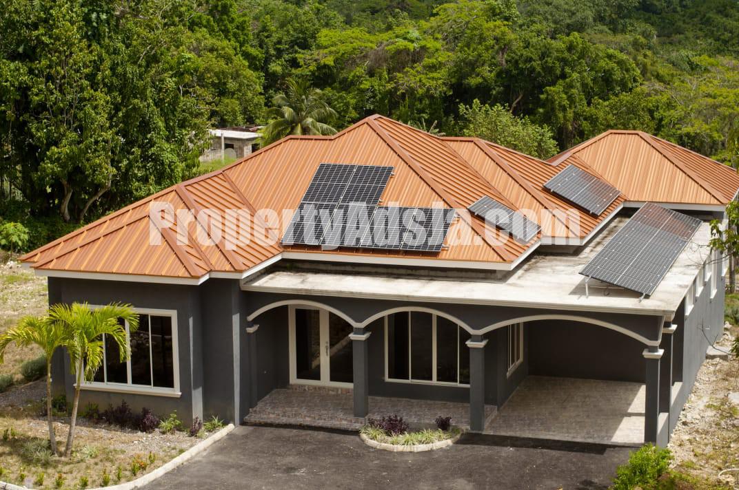 House For Sale in GAYLE, St. Mary Jamaica