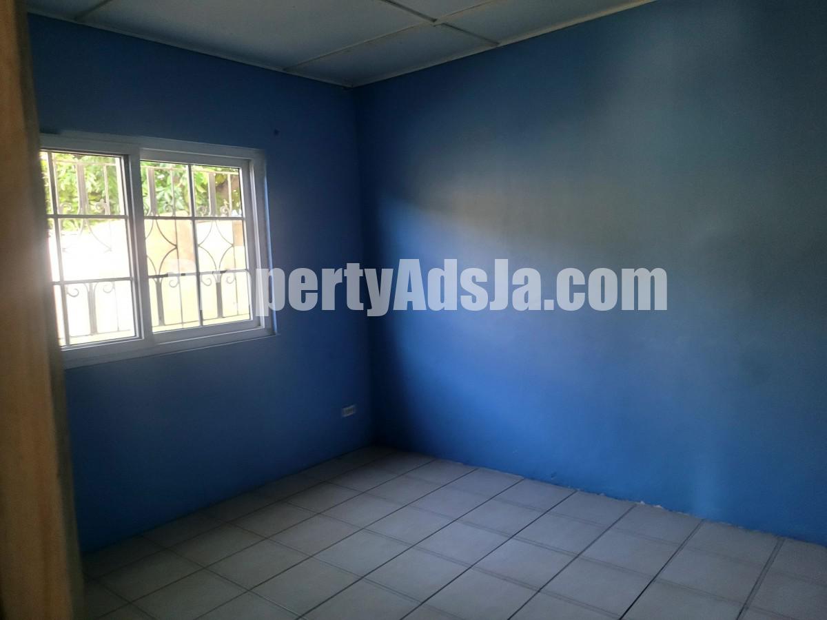 House For Rent in Kgn 20, Kingston / St. Andrew Jamaica