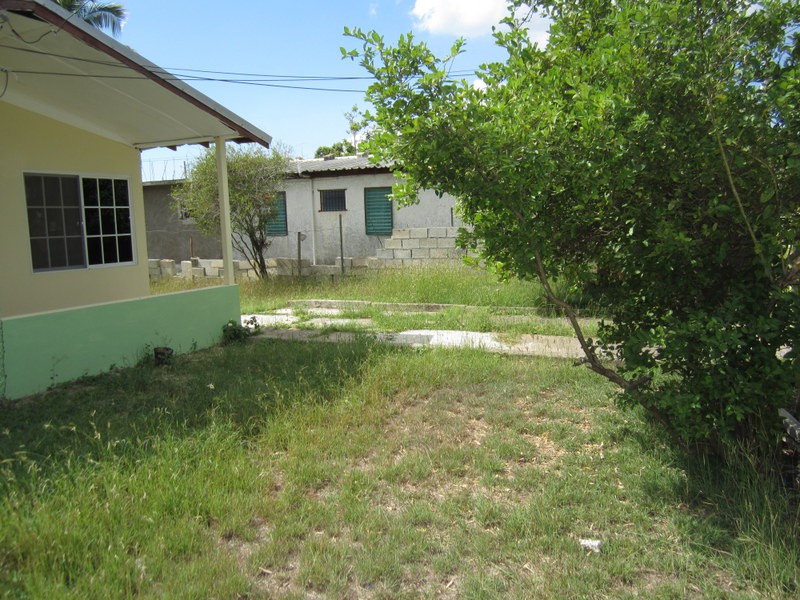 House For Sale in Gutters Bushy Park, St. Catherine Jamaica