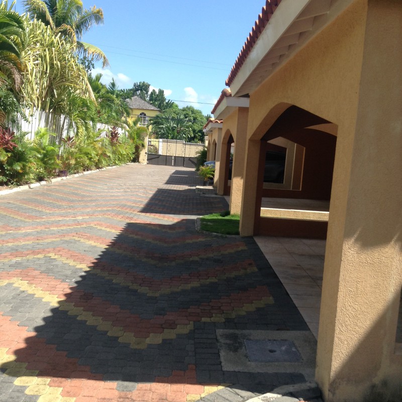 Townhouse For Sale in Norbrook, Kingston / St. Andrew Jamaica