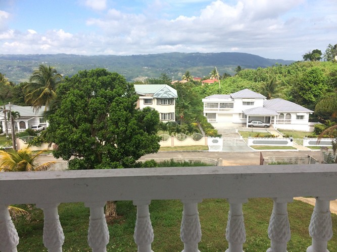 House For Rent in Ingleside, Manchester Jamaica