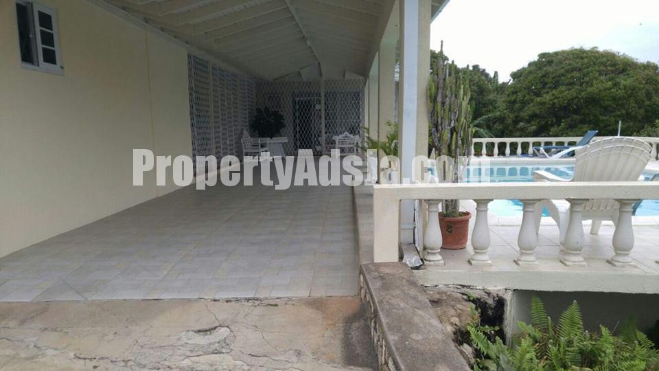 House For Sale in Exchange on Border of St Ann and St Mary, St. Ann