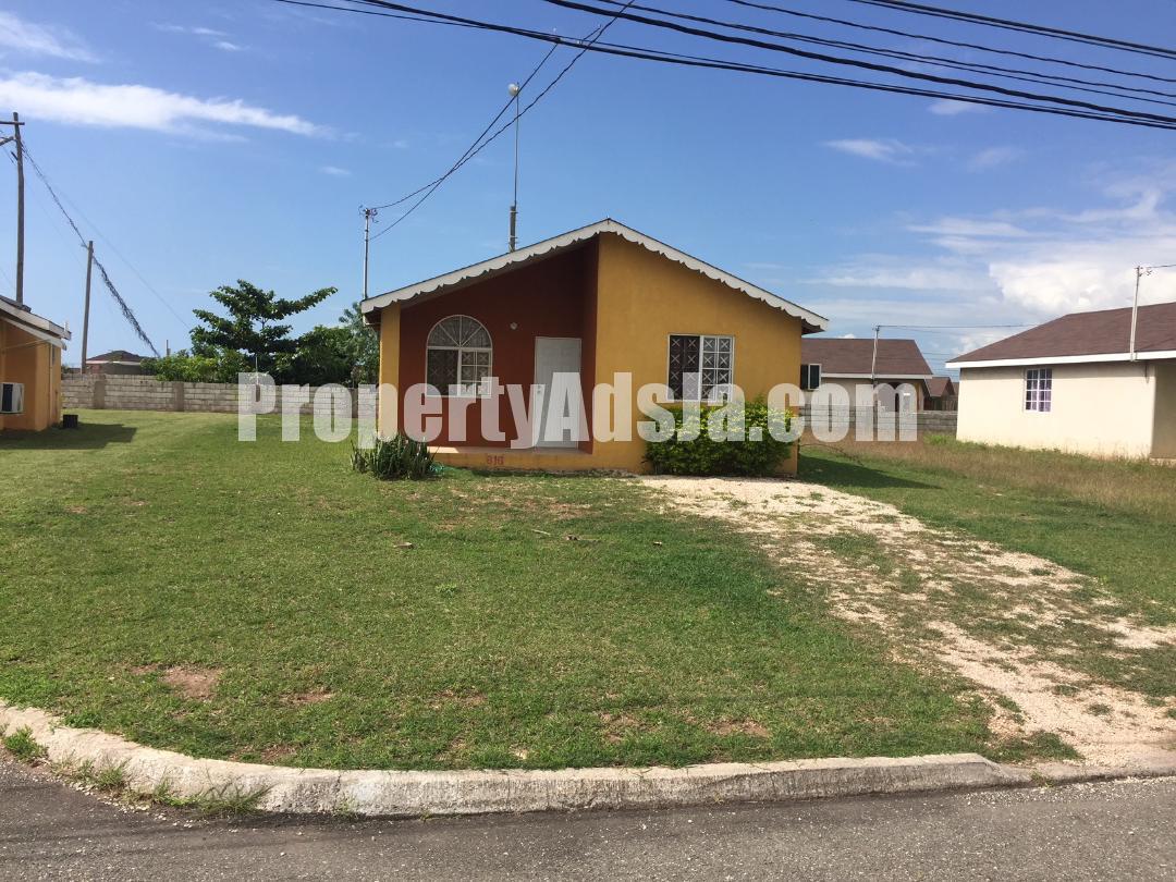 House For Sale in Old Harbour, St. Catherine Jamaica