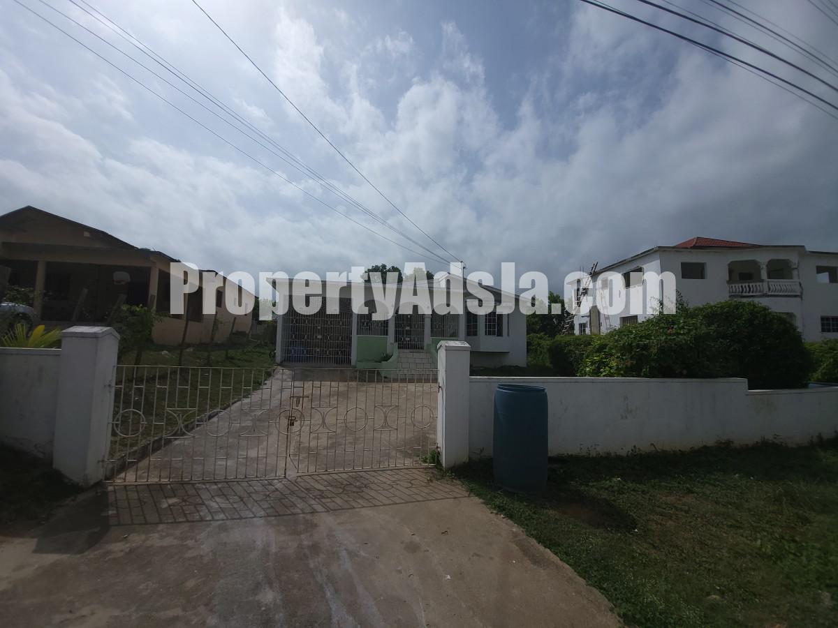 House For Sale in KEYSTONE, St. Catherine Jamaica