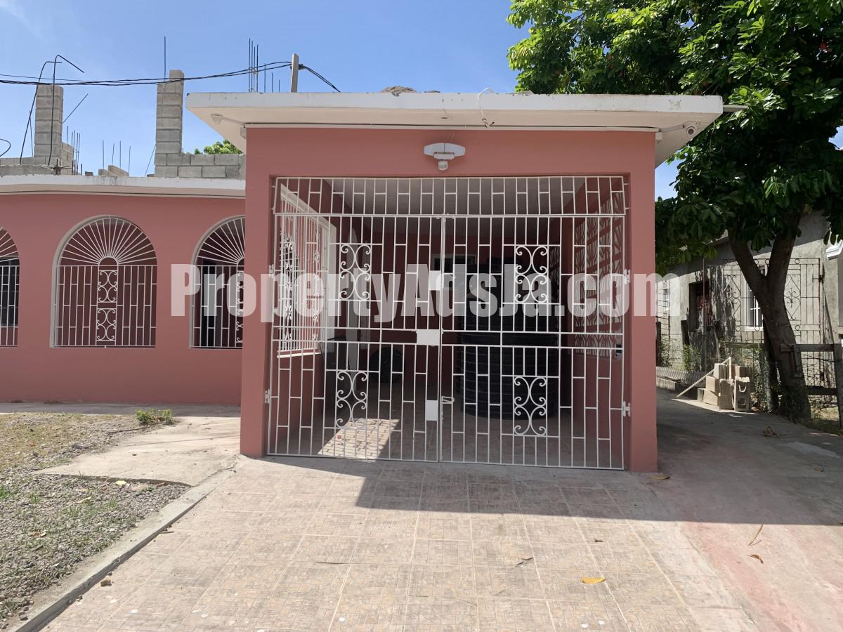 House For Rent in Spanish town, St. Catherine Jamaica