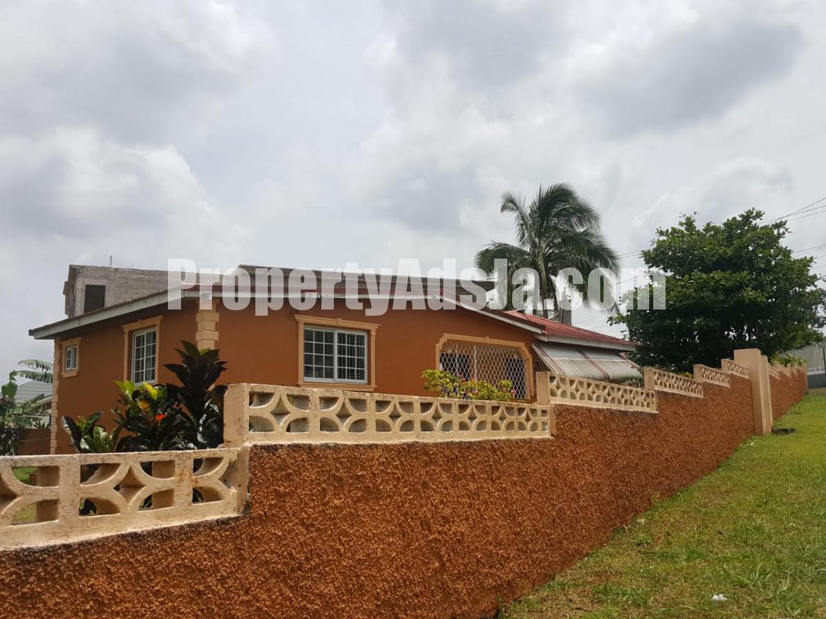 House For Rent in Mandeville Manchester, Manchester Jamaica