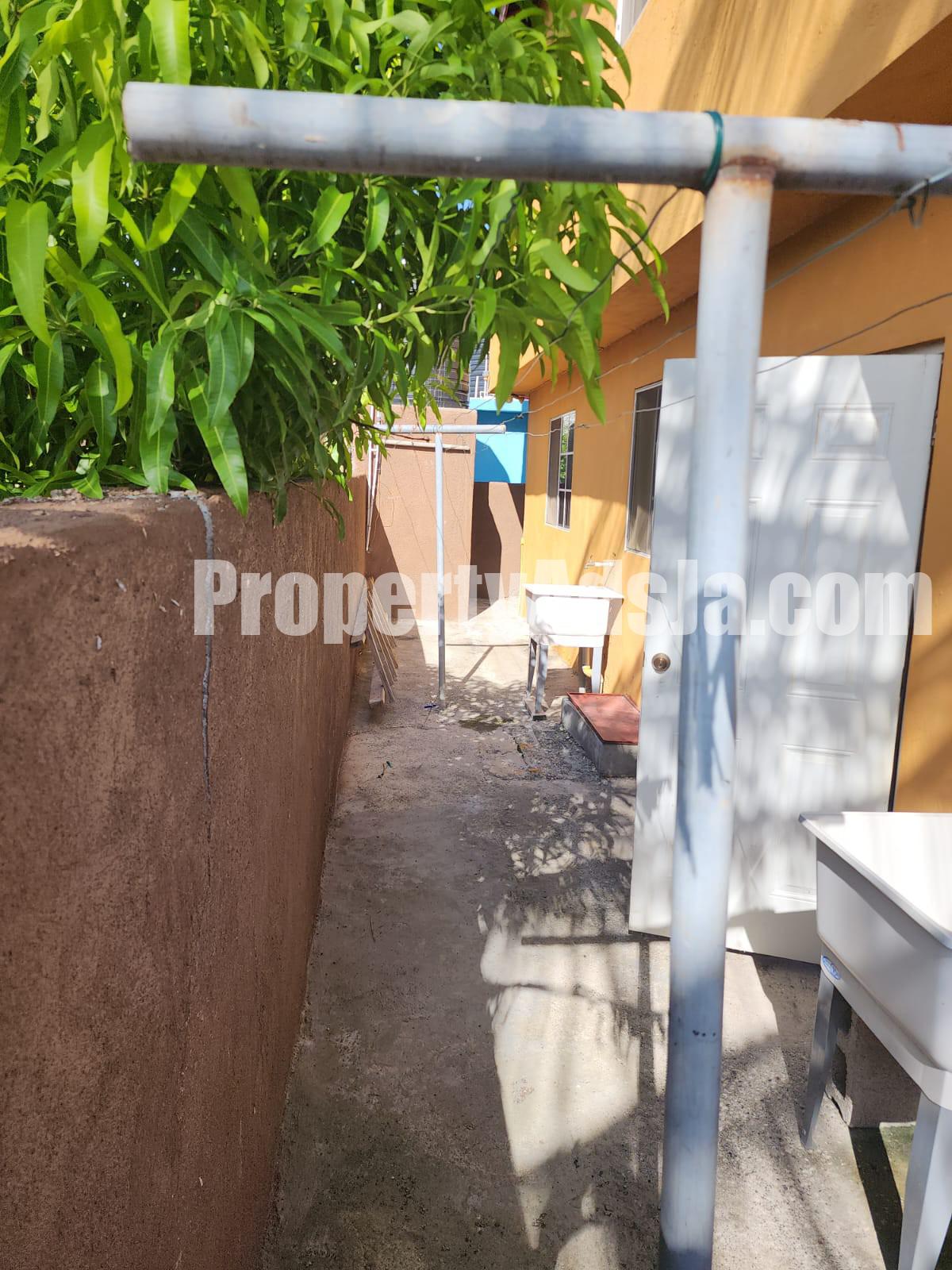 House For Rent in Magil Palms Spanish Town, St. Catherine Jamaica