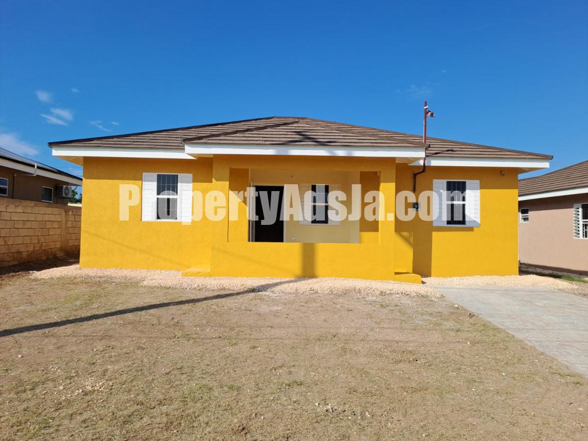 House For Rent in Colbeck Manor Old Harbour, St. Catherine Jamaica