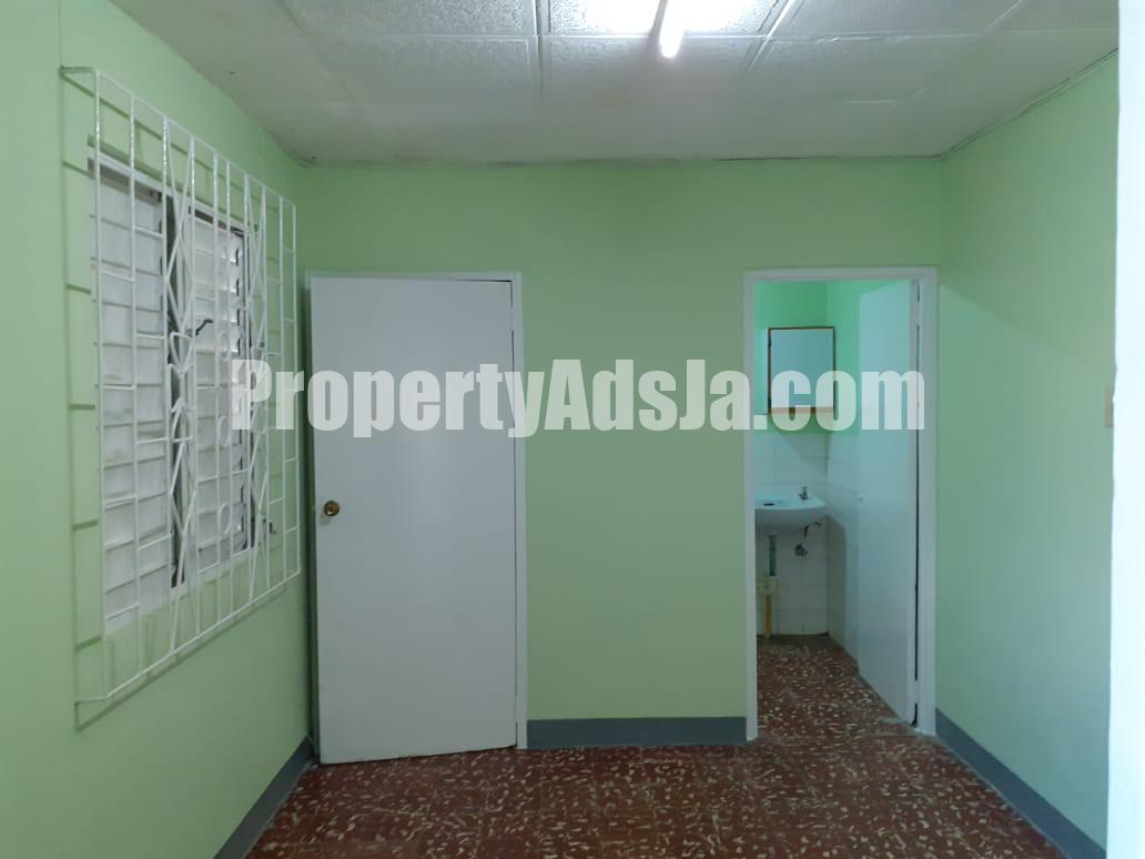 House For Sale in Sundown Crescent, Kingston / St. Andrew Jamaica