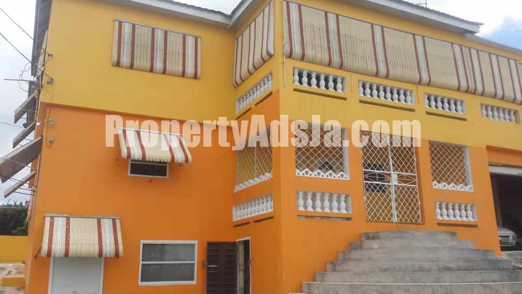 House For Sale in Christiana, Manchester Jamaica