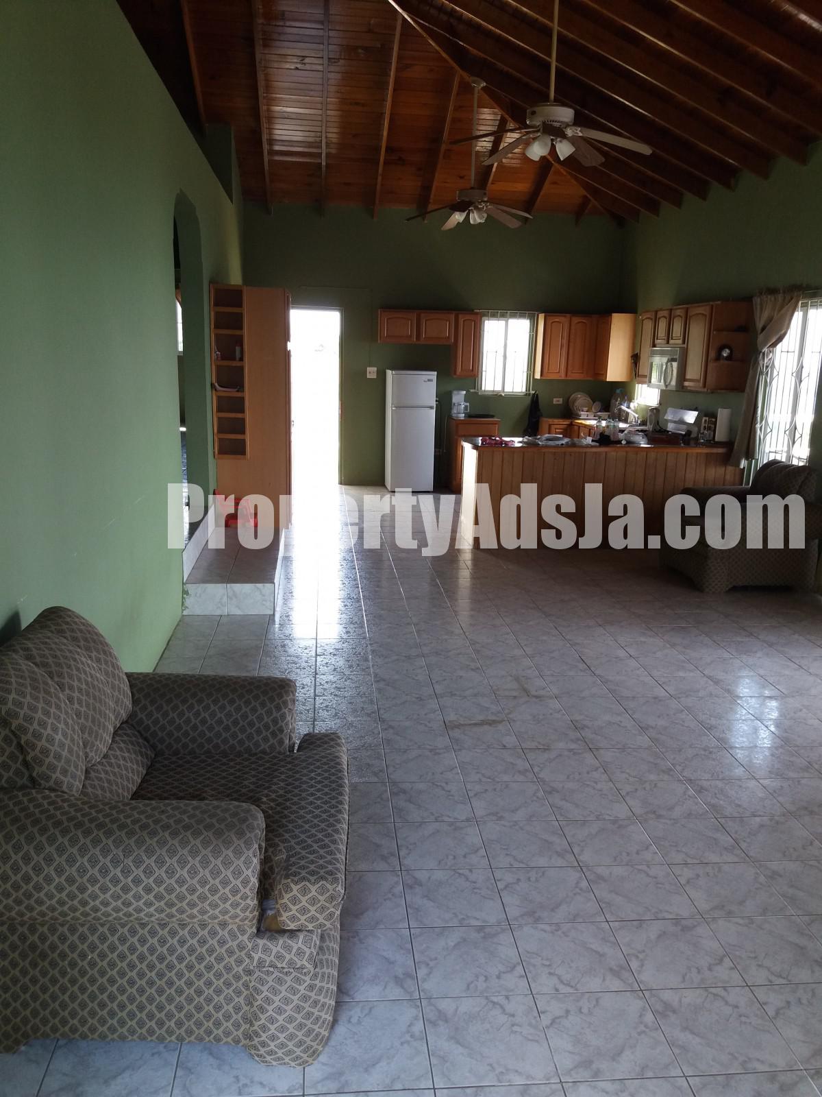 House For Sale in Whitehouse, Westmoreland Jamaica