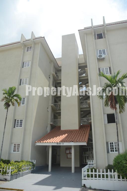 Apartment For Sale in Oaklands Apartment Complex, Kingston / St. Andrew