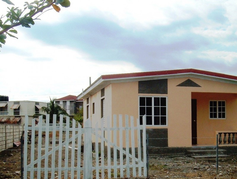 House For Rent in Wickie Wackie NHT Scheme 8 mls Bull Bay 5 min from