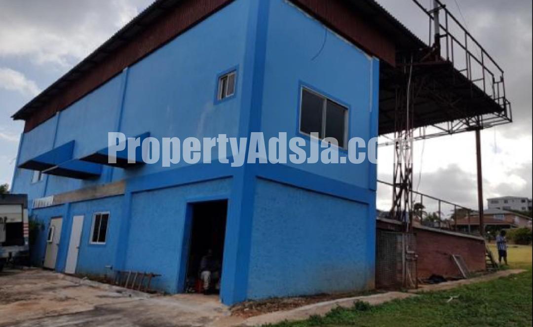 Commercial building For Sale in JUNCTION, St. Elizabeth Jamaica