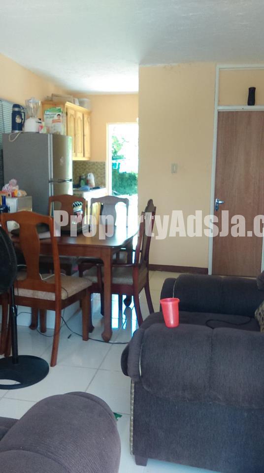 House For Sale in Mineral Heights, Clarendon Jamaica