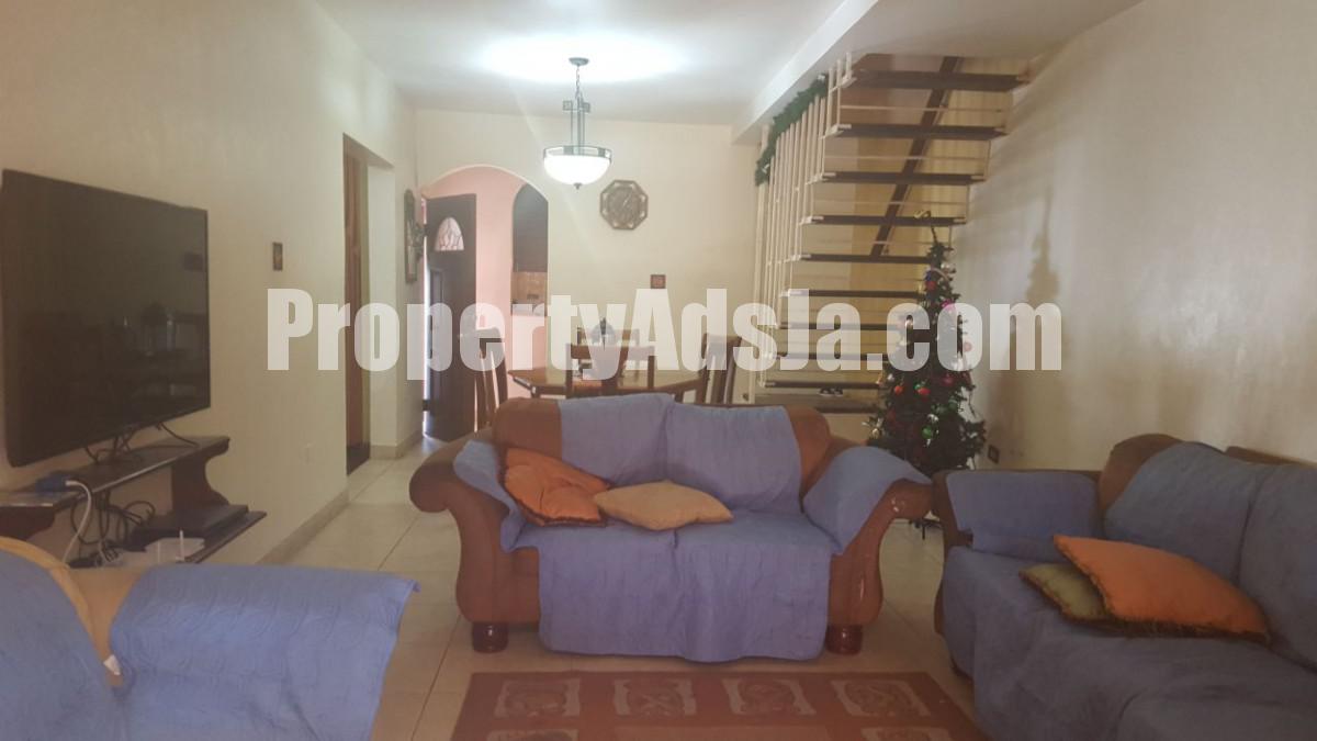 Townhouse For Sale in Liguanea, Kingston / St. Andrew Jamaica