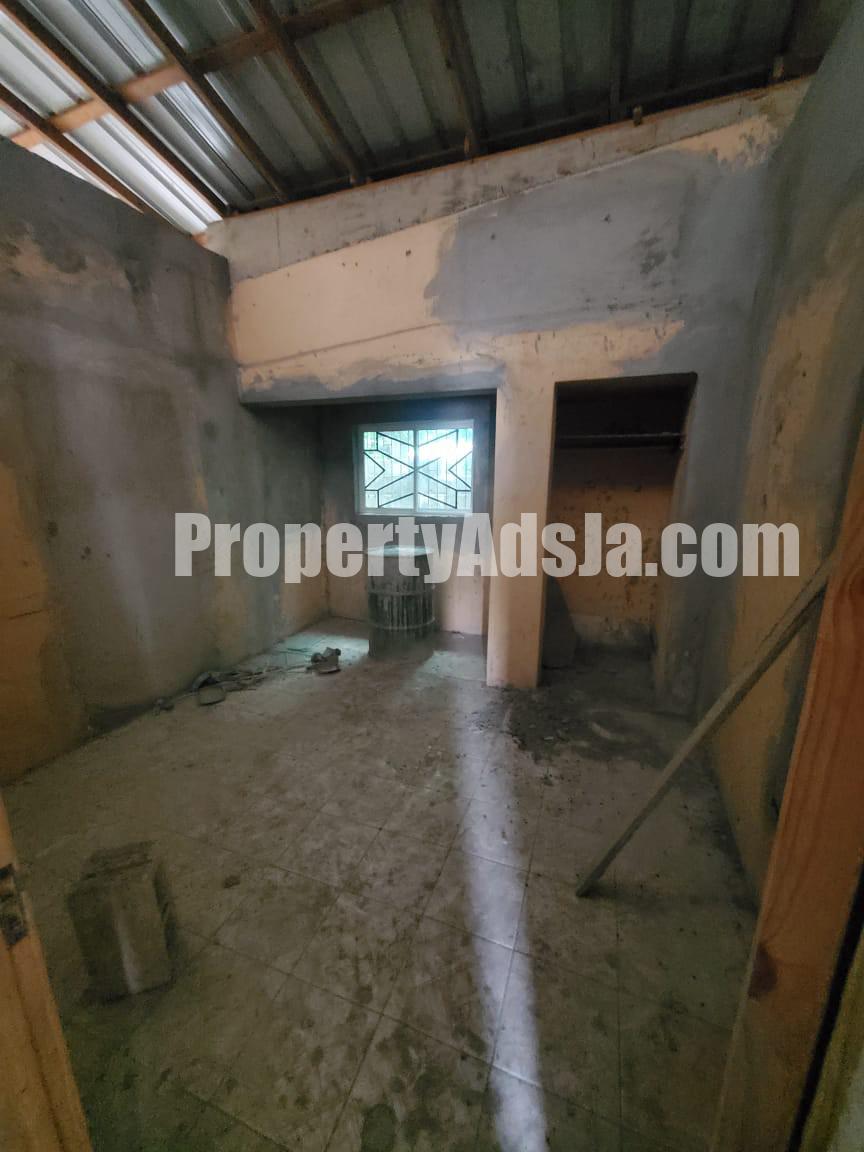 House For Sale in Sydenham, St. Catherine Jamaica