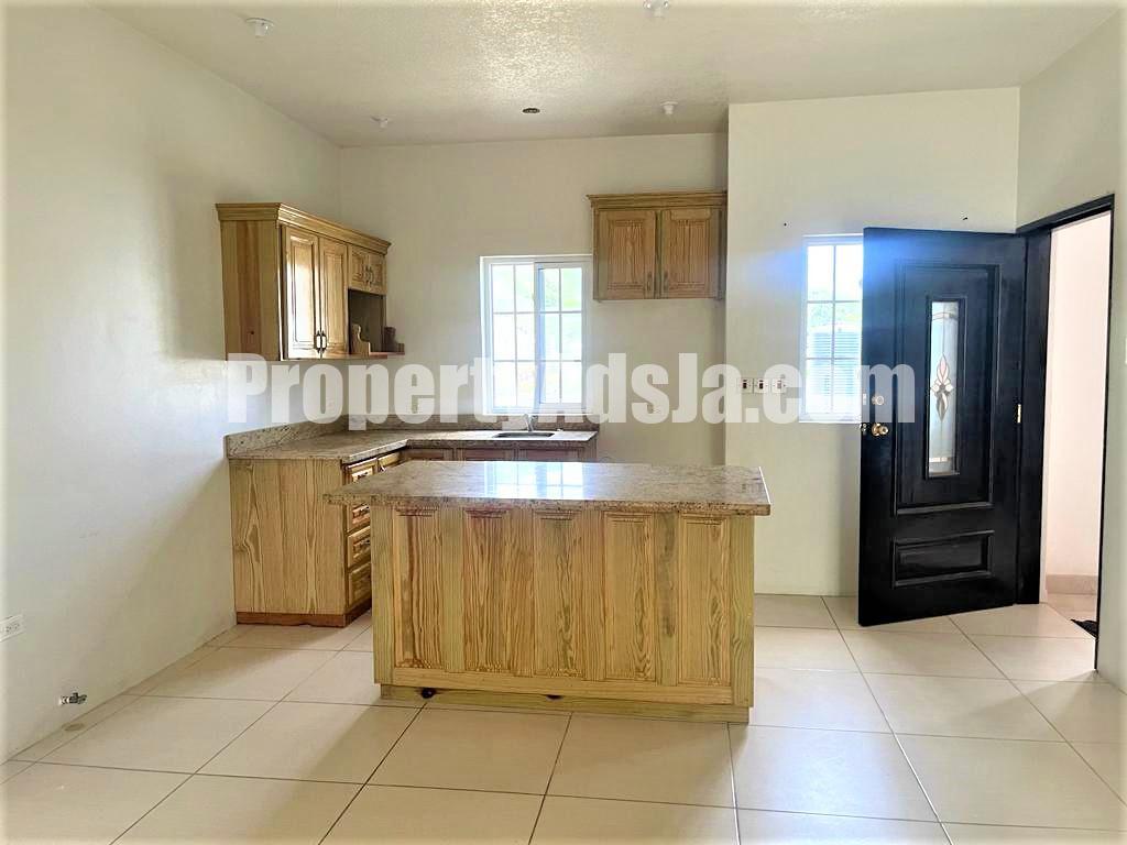 Apartment For Sale in KINGSTON 19, Kingston / St. Andrew Jamaica