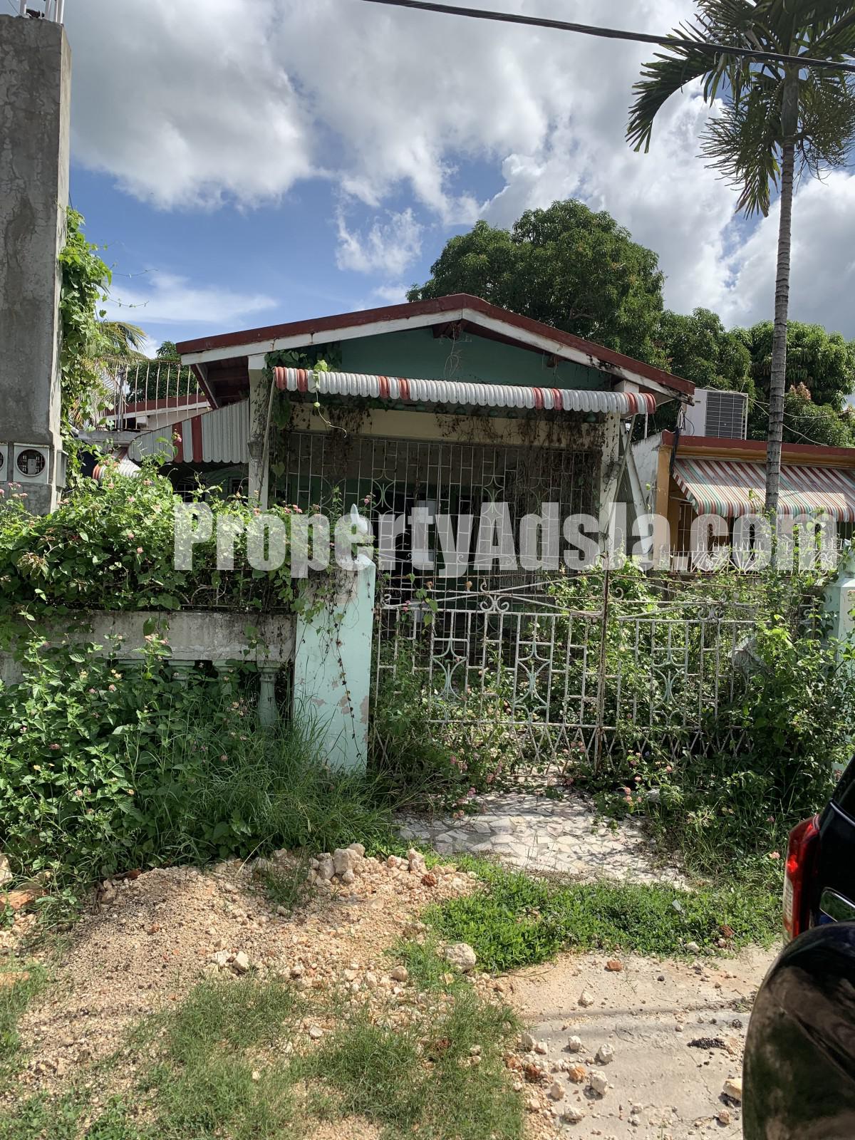 House For Sale in Mineral Heights May Pen, Clarendon Jamaica