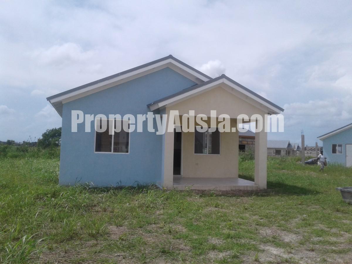 House For Sale in Innswood, St. Catherine Jamaica
