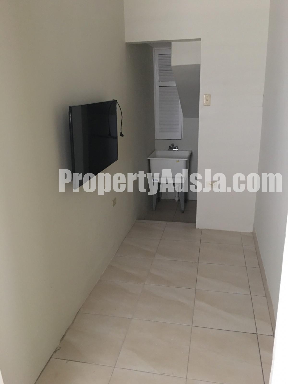 Apartment For Rent in Meadowbrook area, Kingston / St. Andrew Jamaica