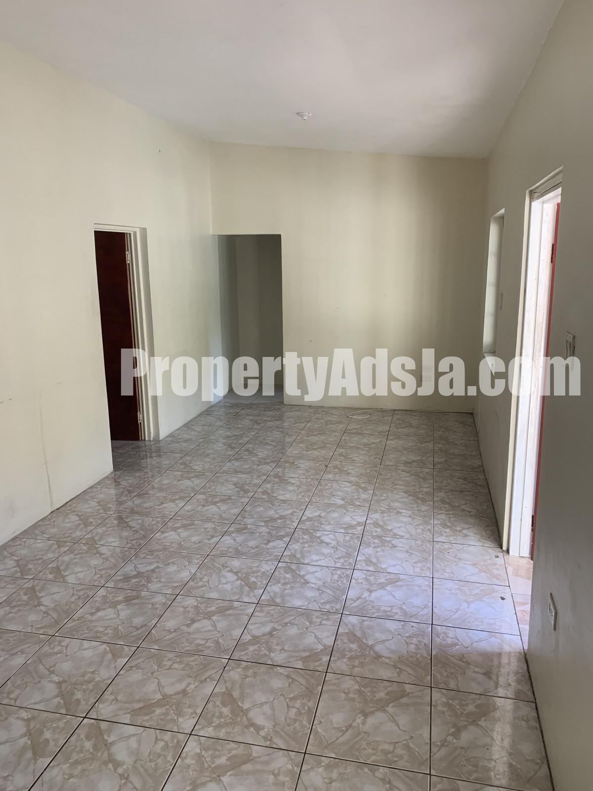 House For Rent in Meadowbrook Mews, Kingston / St. Andrew Jamaica