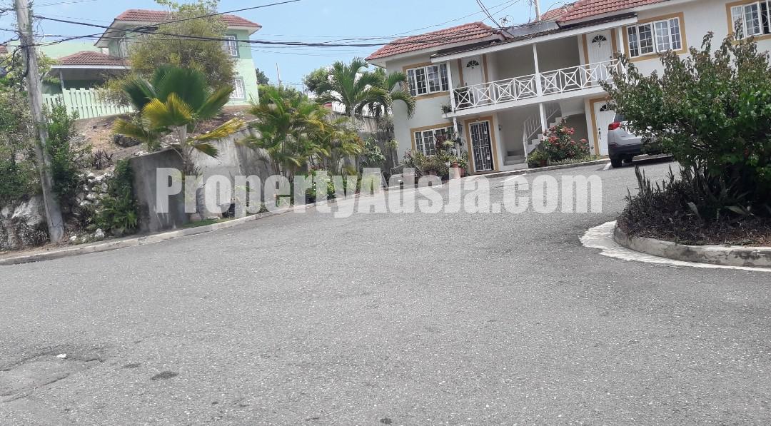 Apartment For Sale in LONG MOUNTAIN COUNTRY CLUB, Kingston / St. Andrew