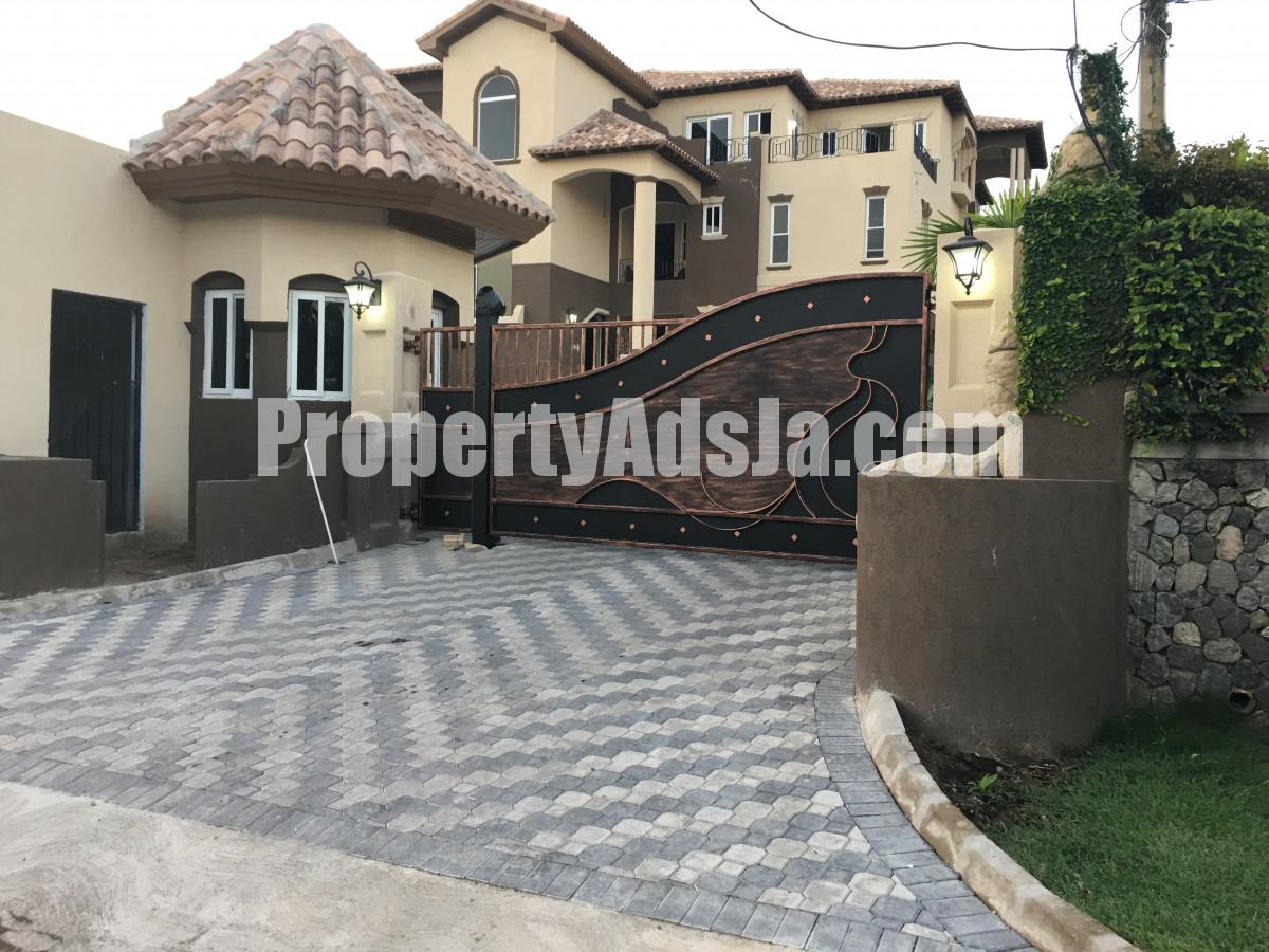 Apartment For Sale in ARCADIA, Kingston / St. Andrew Jamaica