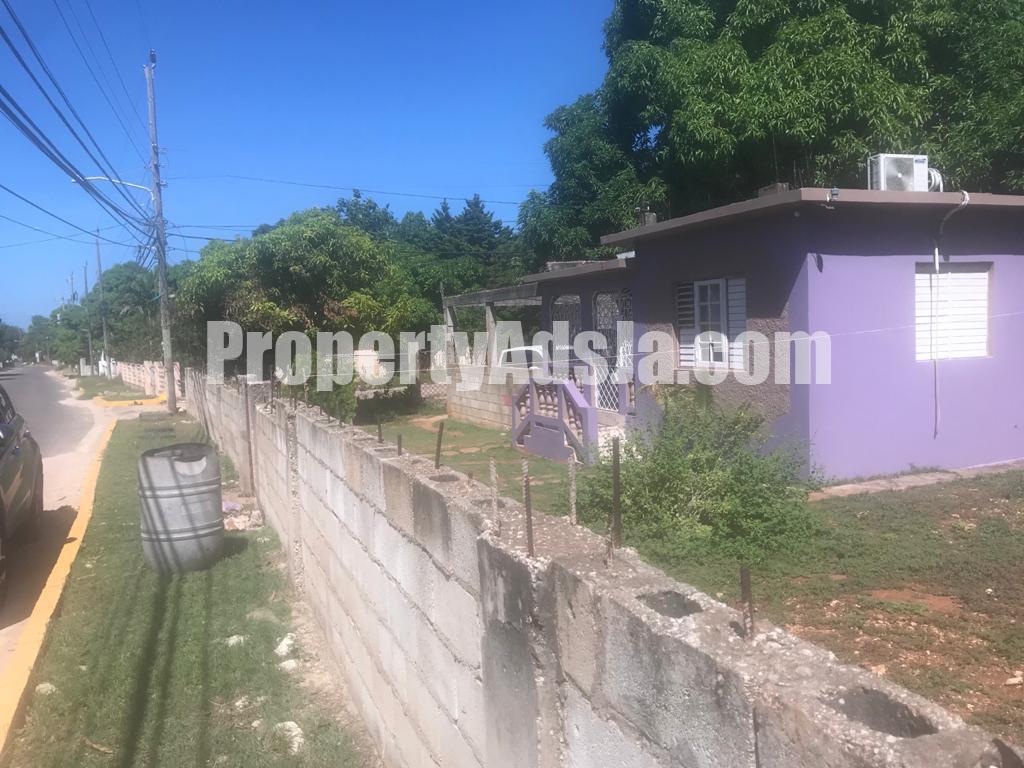 House For Sale in Lilliput, St. James Jamaica