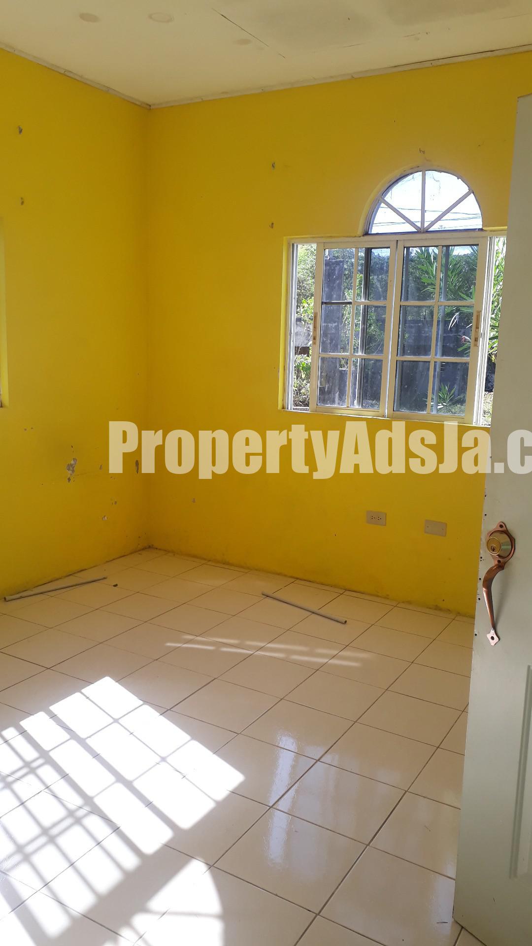 Apartment For Rent in Santa Cruz, St. Elizabeth Jamaica